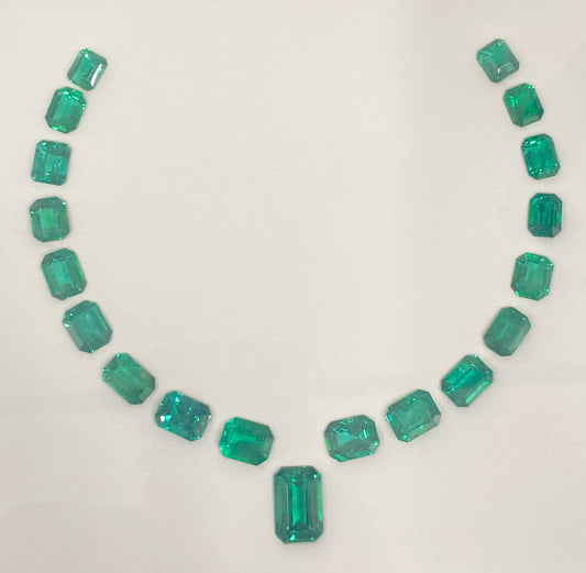 Emilio Jewelry Certified 77.60 Carat Emerald Cut Emerald Necklace Layout