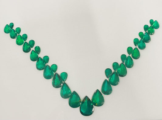 Emilio Jewelry Certified 153.00 Carat Emerald Necklace Layout