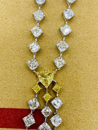 Emilio Jewelry 33.00 Carat Diamond Necklace