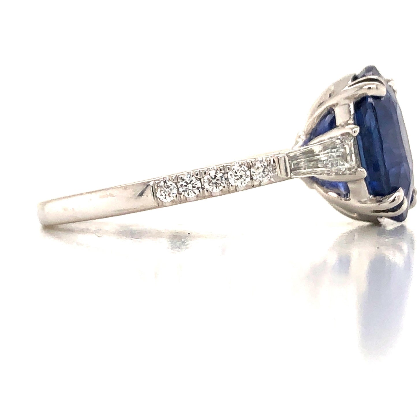 Emilio Jewelry 5.07 Carat Certified Ceylon Sapphire Diamond Ring