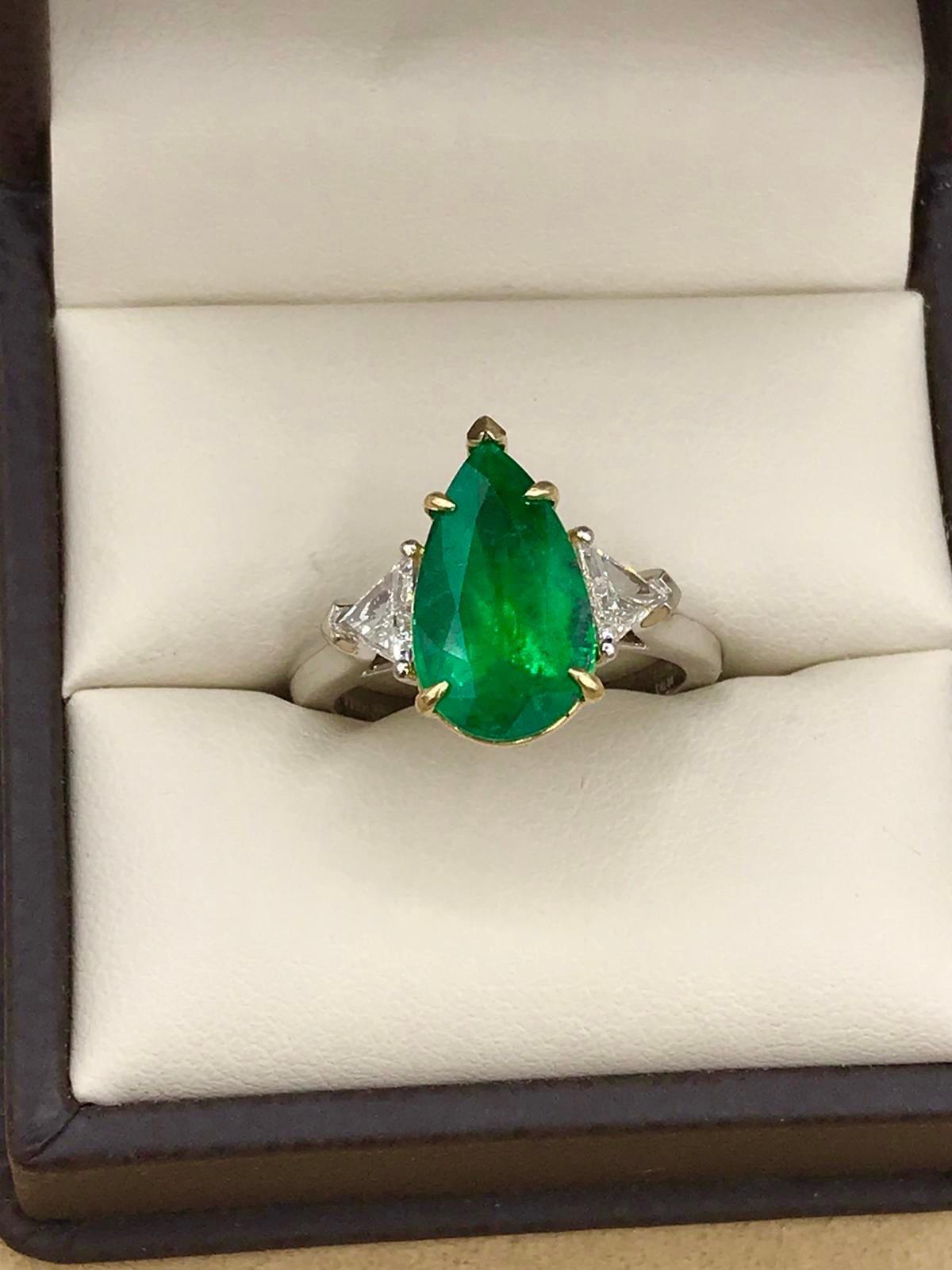 Emilio Jewelry 6.98 Carat Colombian Emerald Diamond Ring