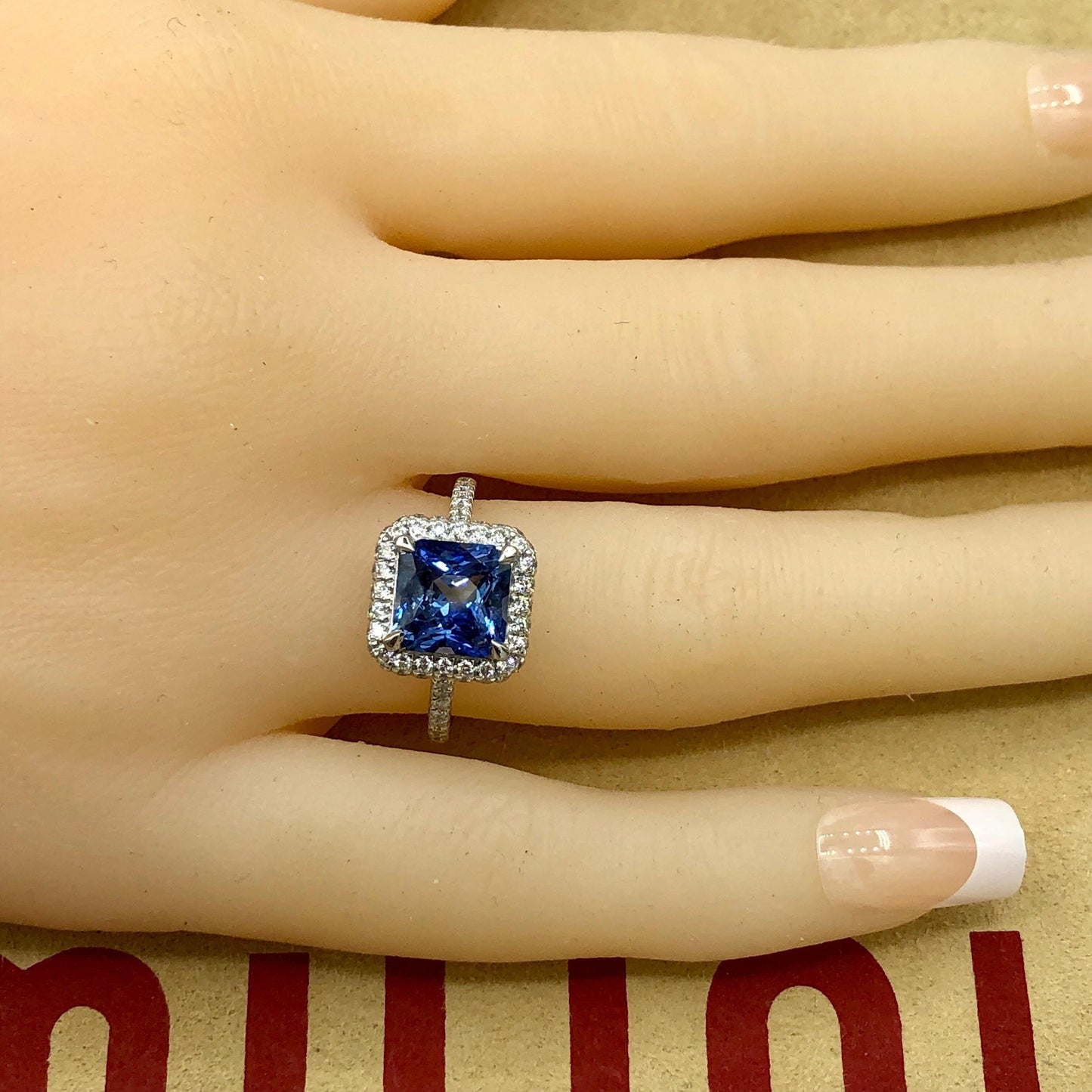 Emilio Jewelry Certified 3.98 Carat Ceylon Sapphire Diamond Ring