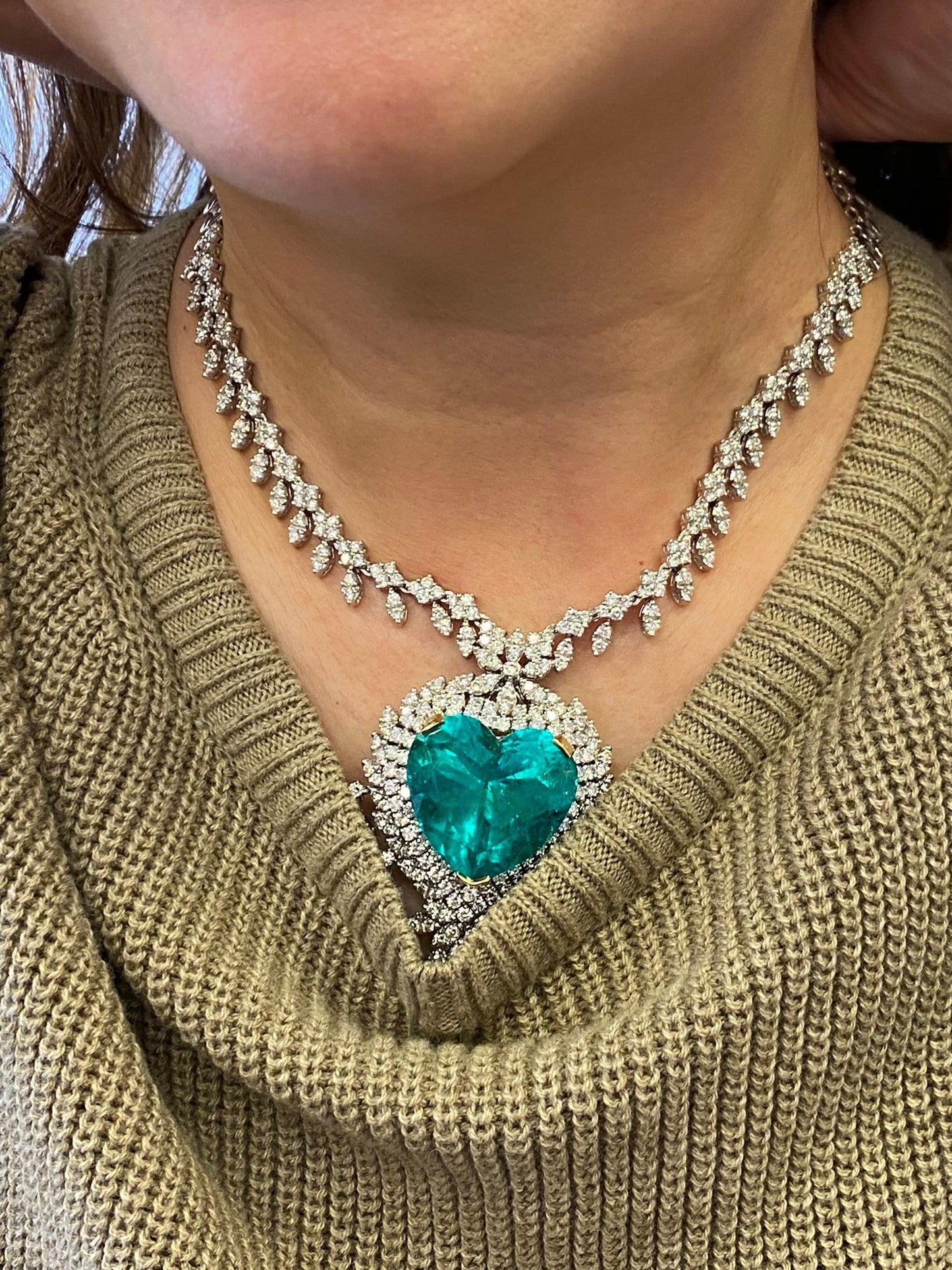 Emilio Jewelry Certified 54 Carat Vivid Green Colombian Emerald Heart Necklace
