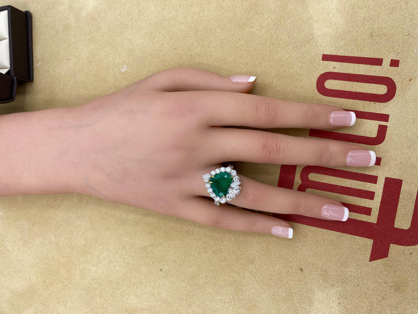 Emilio Jewelry Certified 6.00 Carat Colombian Muzo Vivid Green Diamond Ring