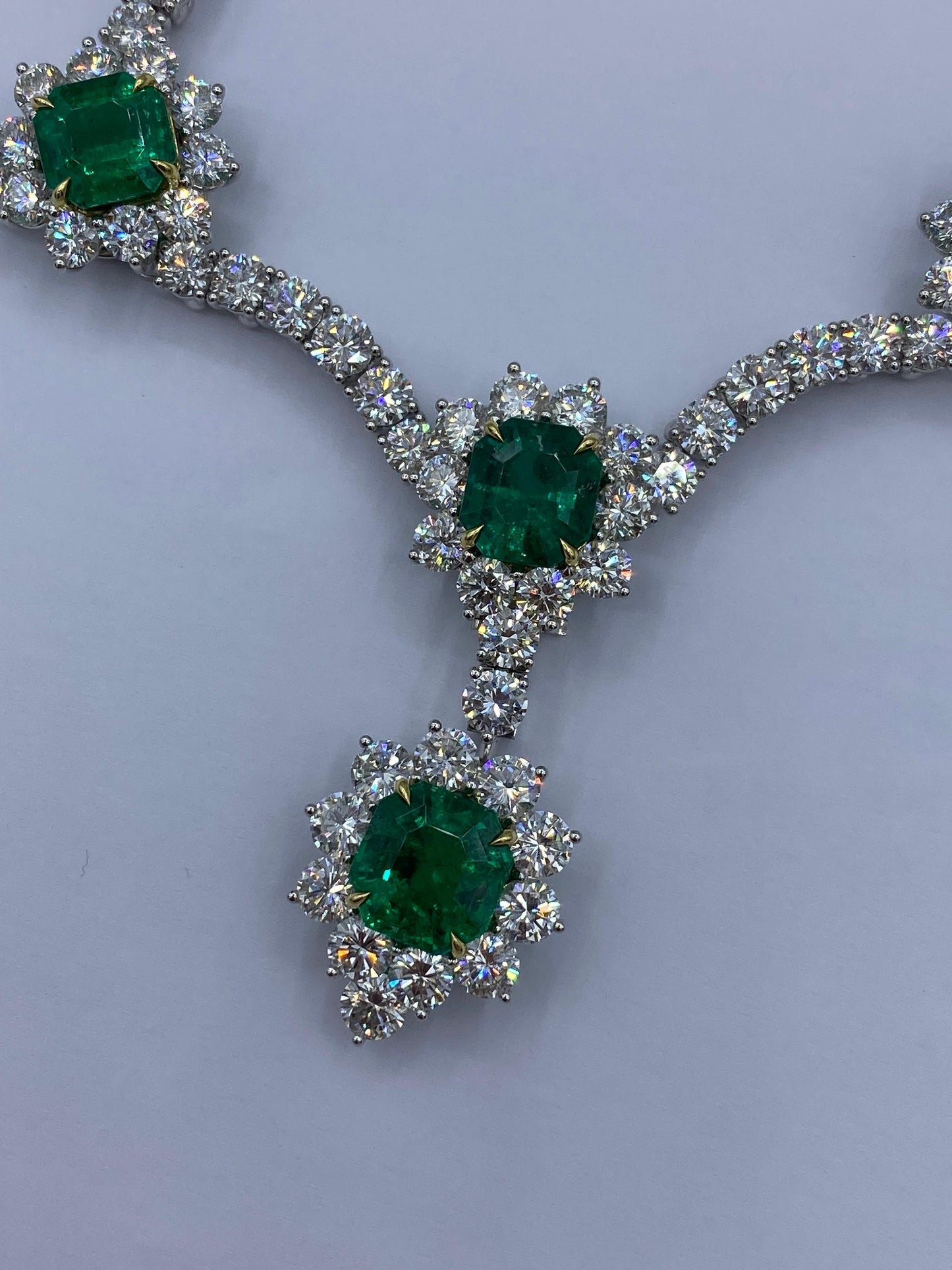 Emilio Jewelry Certified Muzo Colombian Vivid Green Emerald Diamond Necklace