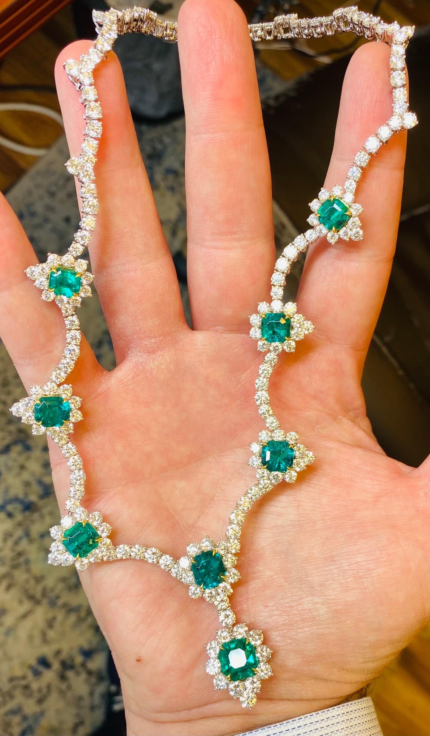 Emilio Jewelry Certified Muzo Colombian Vivid Green Emerald Diamond Necklace