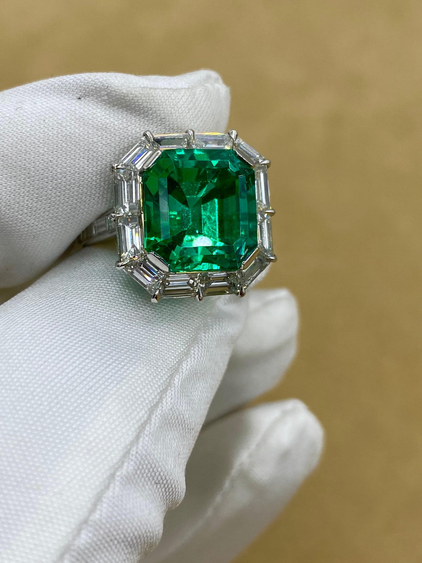 Emilio Jewelry Certified Untreated No Oil Colombian Emerald Ring
