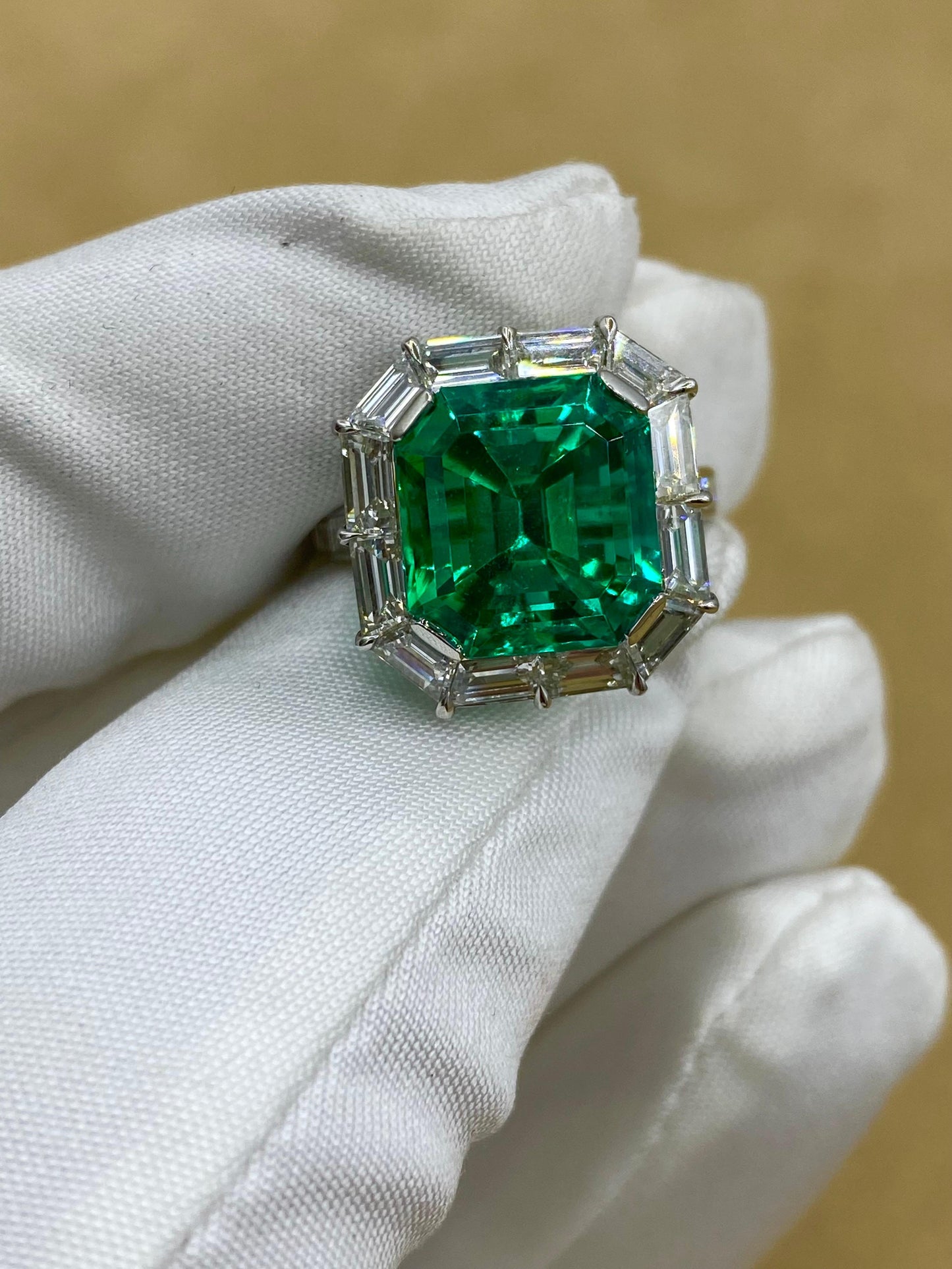 Emilio Jewelry Certified Untreated No Oil Colombian Emerald Ring