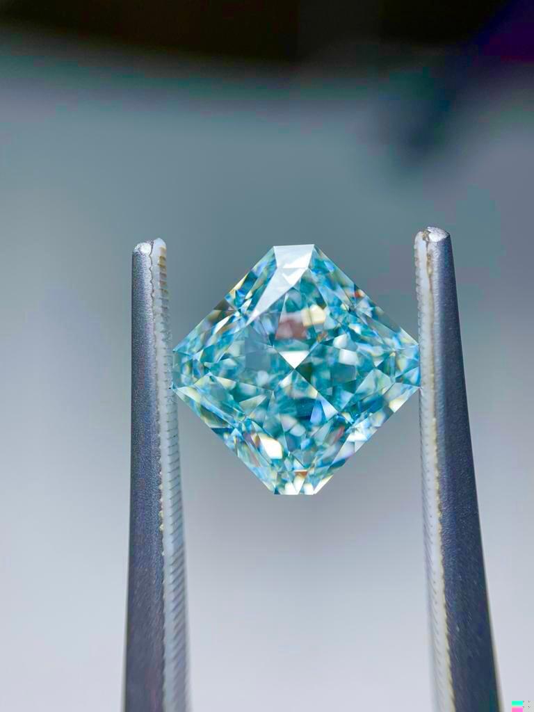 Emilio Jewelry GIA Certified 4.00 Carat Fancy Blue Diamond