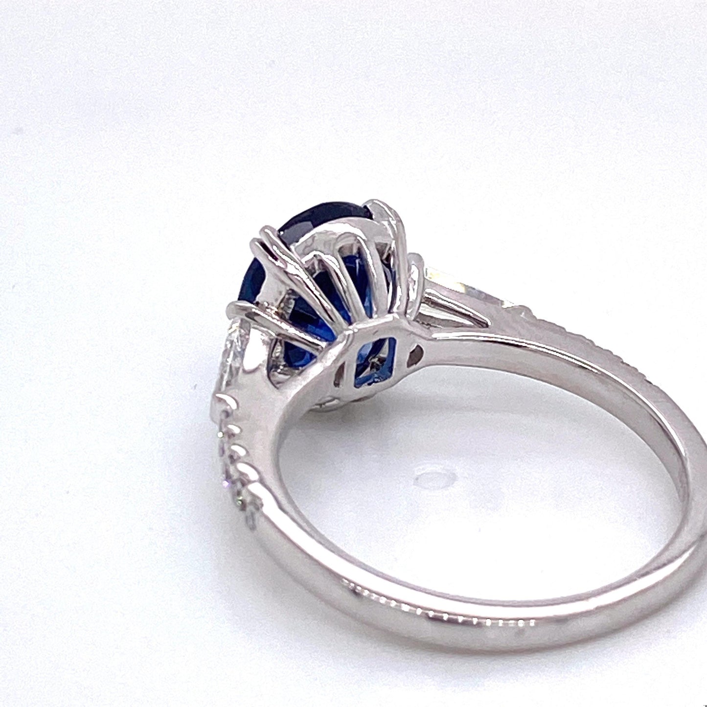 Emilio Jewelry GIA Certified 4.17 Carat Ceylon Sapphire Diamond Ring