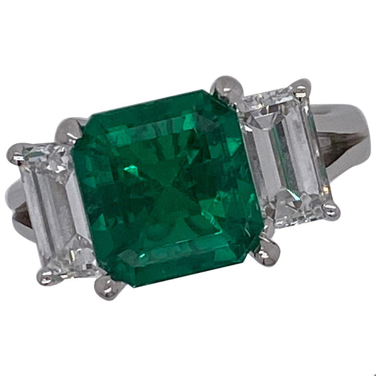 Emilio Jewelry Gubelin Certified 3.90 Carat Untreated No Oil Colombian Emerald