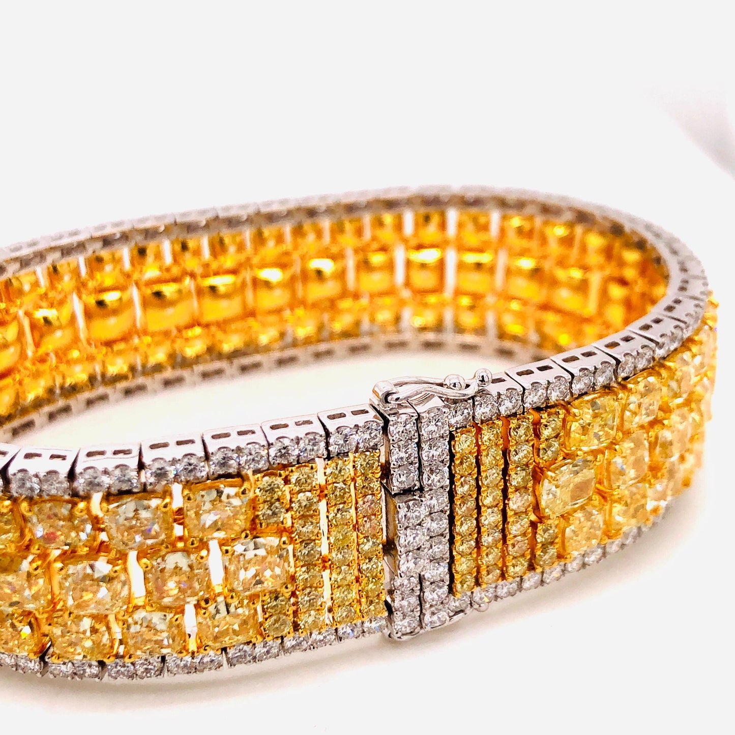 Emilio Jewelry Natural 47 Carat Yellow Diamond Bracelet