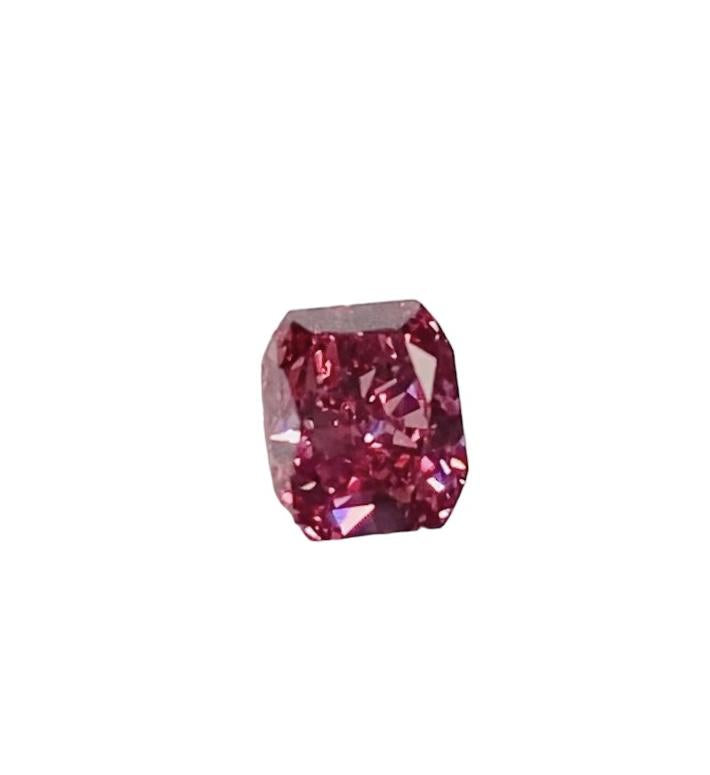 Emilio Jewelry Gia Certified Fancy Red Diamond