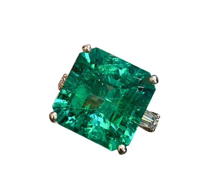 Emilio Jewelry 10.00 Carat Colombian Emerald Ring