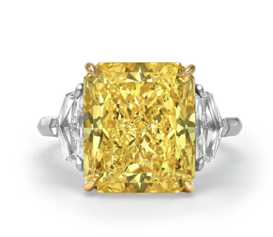 Emilio Jewelry GIA Certified 10.00 Carat Fancy Vivid Yellow Diamond Ring