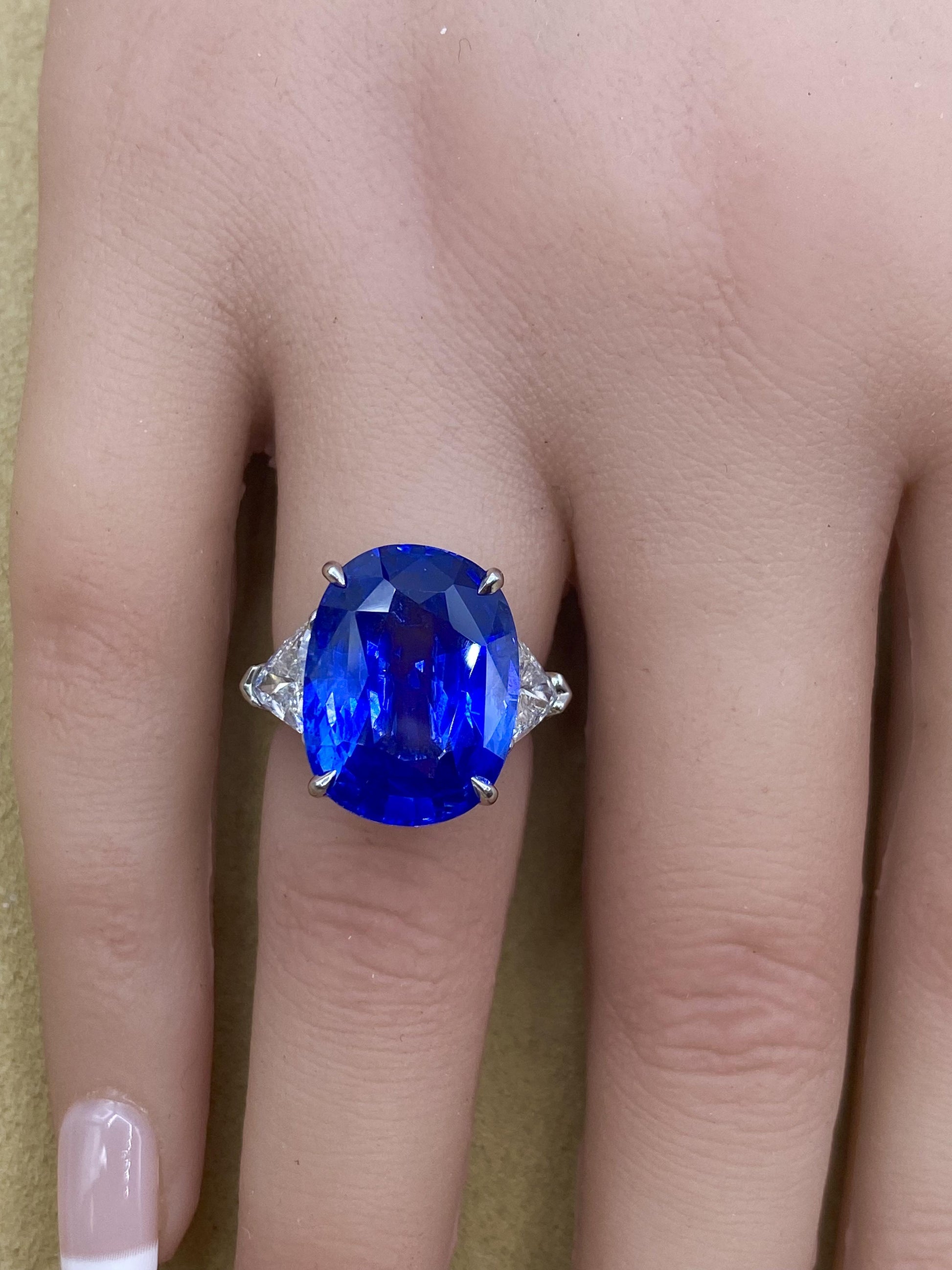 Emilio Jewelry AGL Certified 15.00 Carat No Heat Sapphire Ring