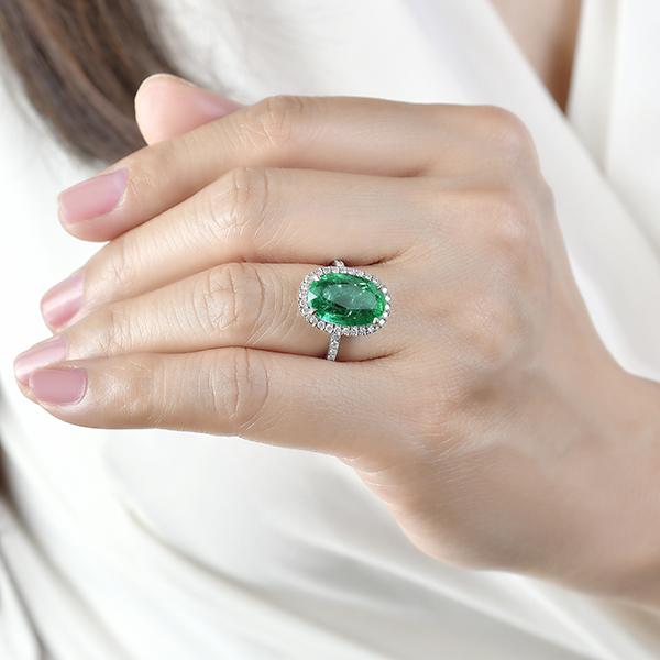 Emilio Jewelry AGL Certified 6.92 Carat Vivid Green Emerald Ring