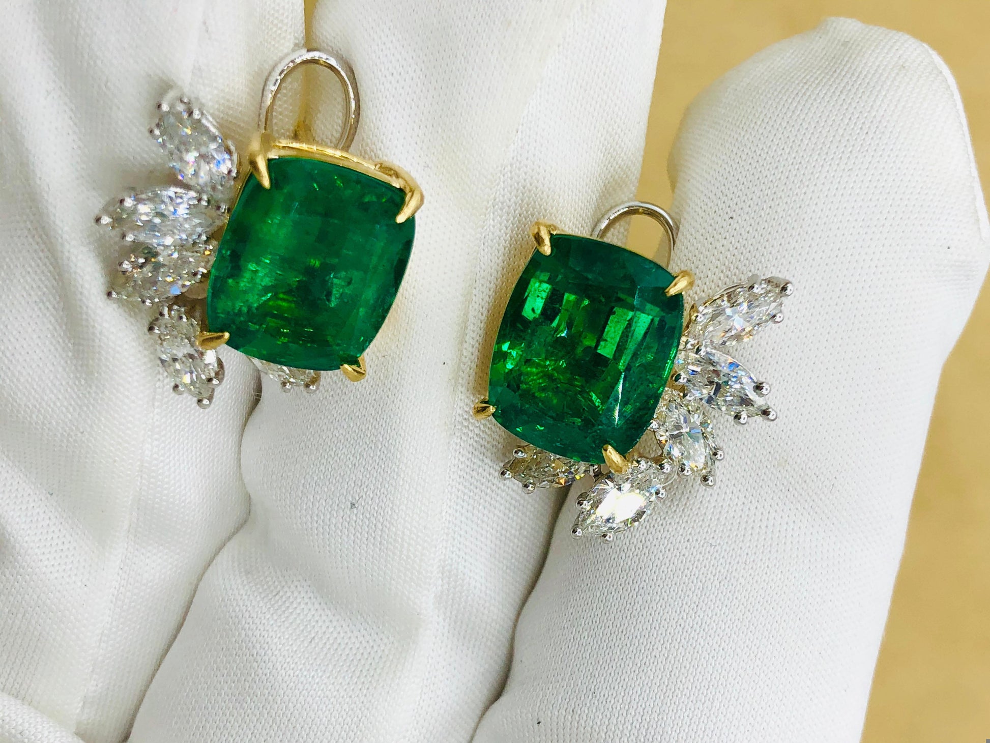 Emilio Jewelry 14.62 Carat Certified Vivid Green Emerald Diamond Earrings