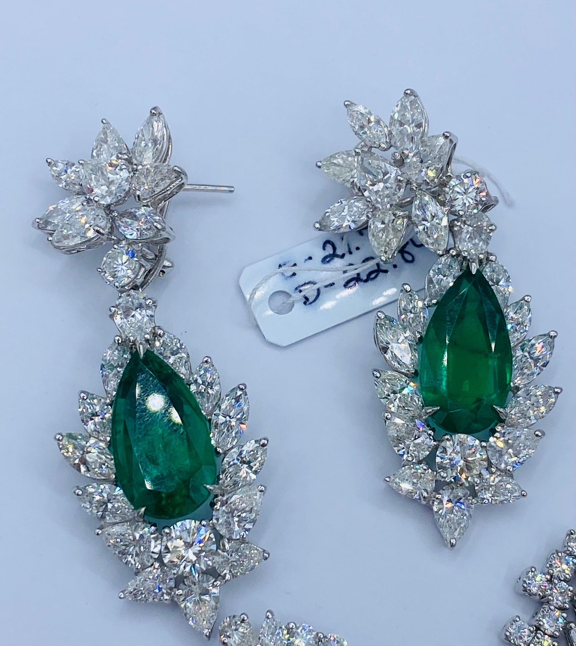 Emilio Jewelry Certified 168 Carat Royal Emerald Necklace And Earring Suite