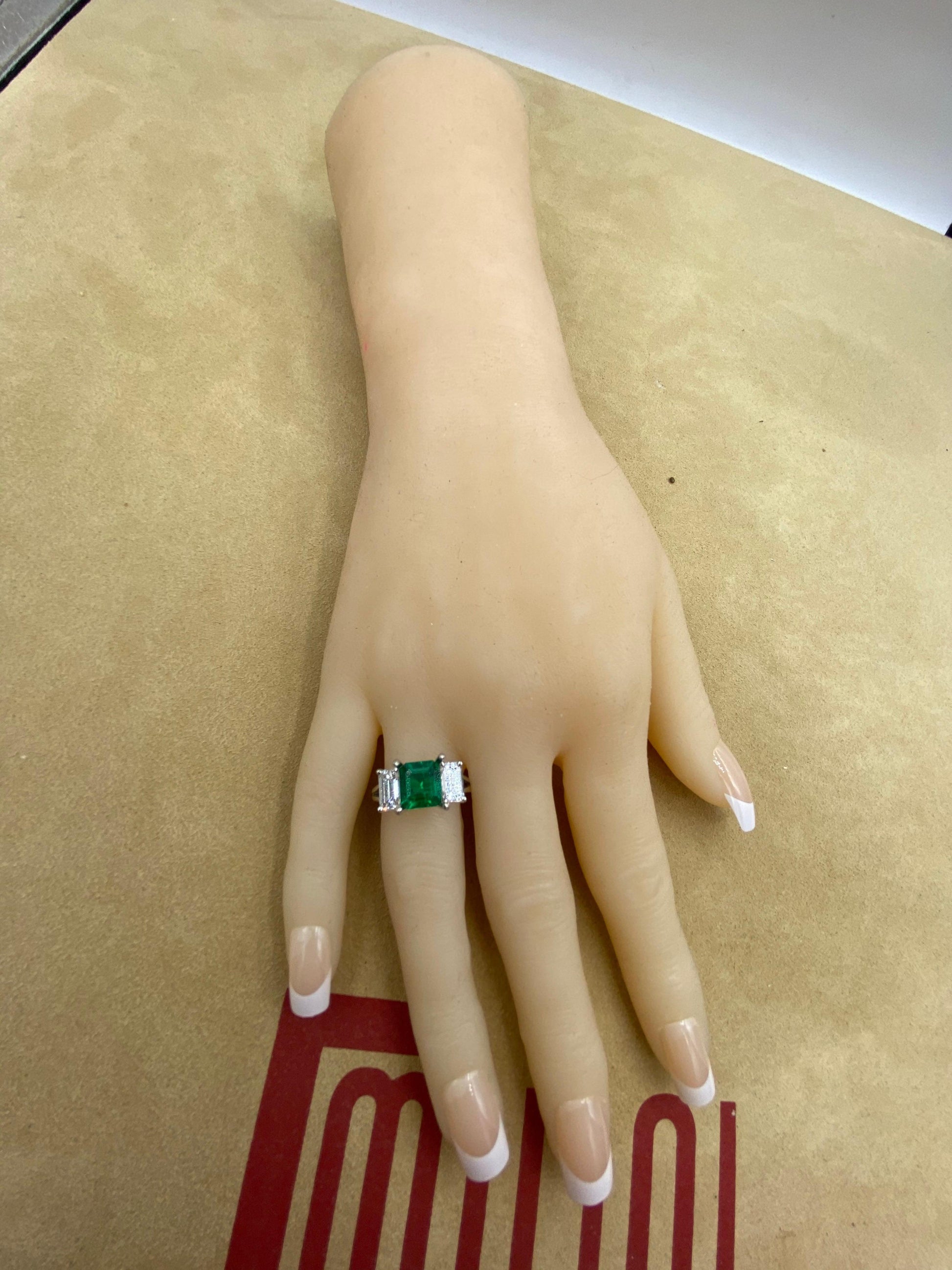 Emilio Jewelry Certified 2.28 Carat No Oil Untreated Colombian Emerald Ring