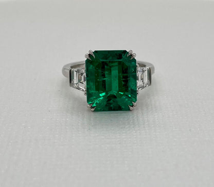 Emilio Jewelry Certified 7.15 Carat Muzo No Oil Colombian Emerald