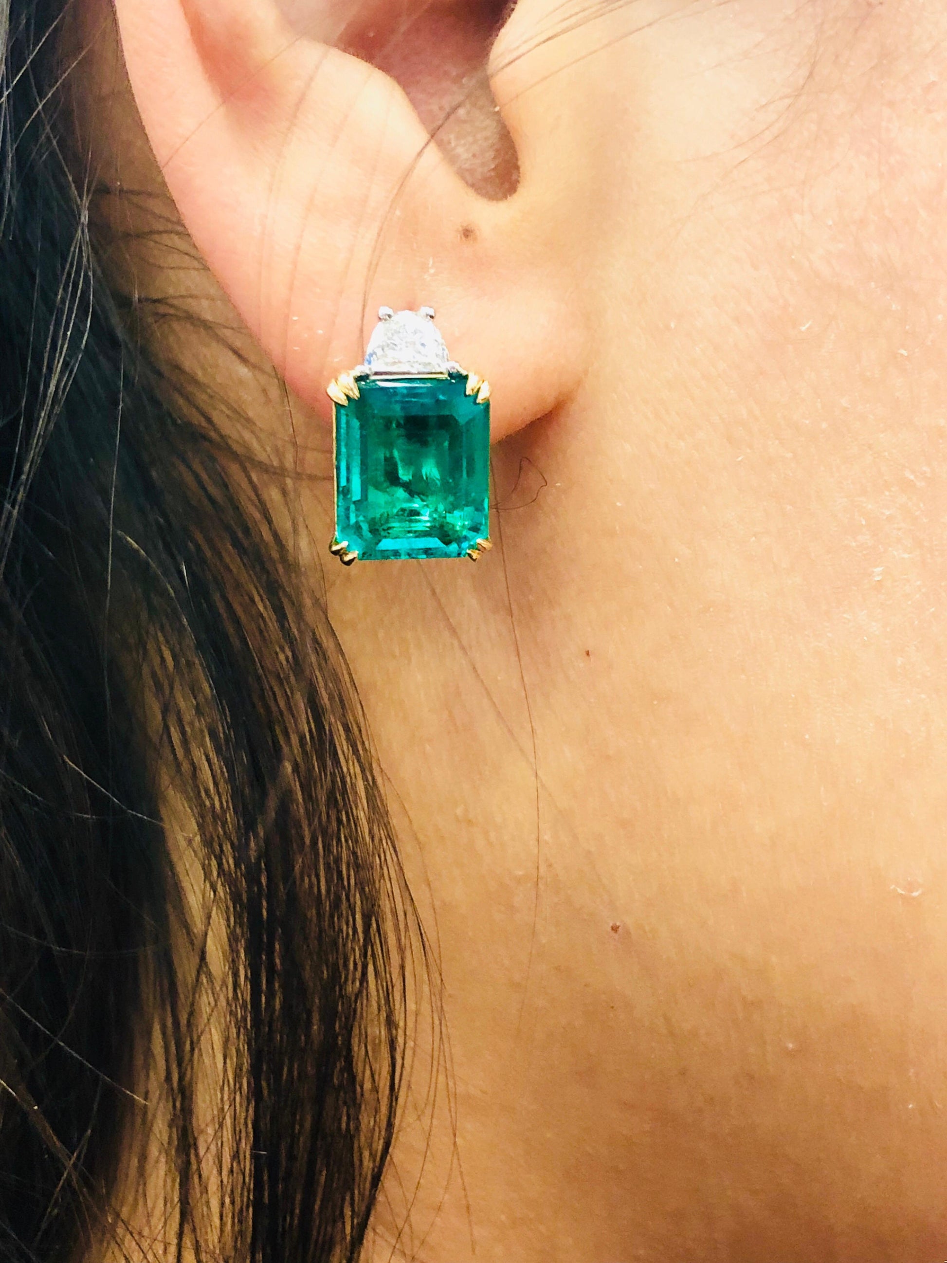 Emilio Jewelry Certified 9.65 Carat Genuine Emerald Diamond Platinum Earrings
