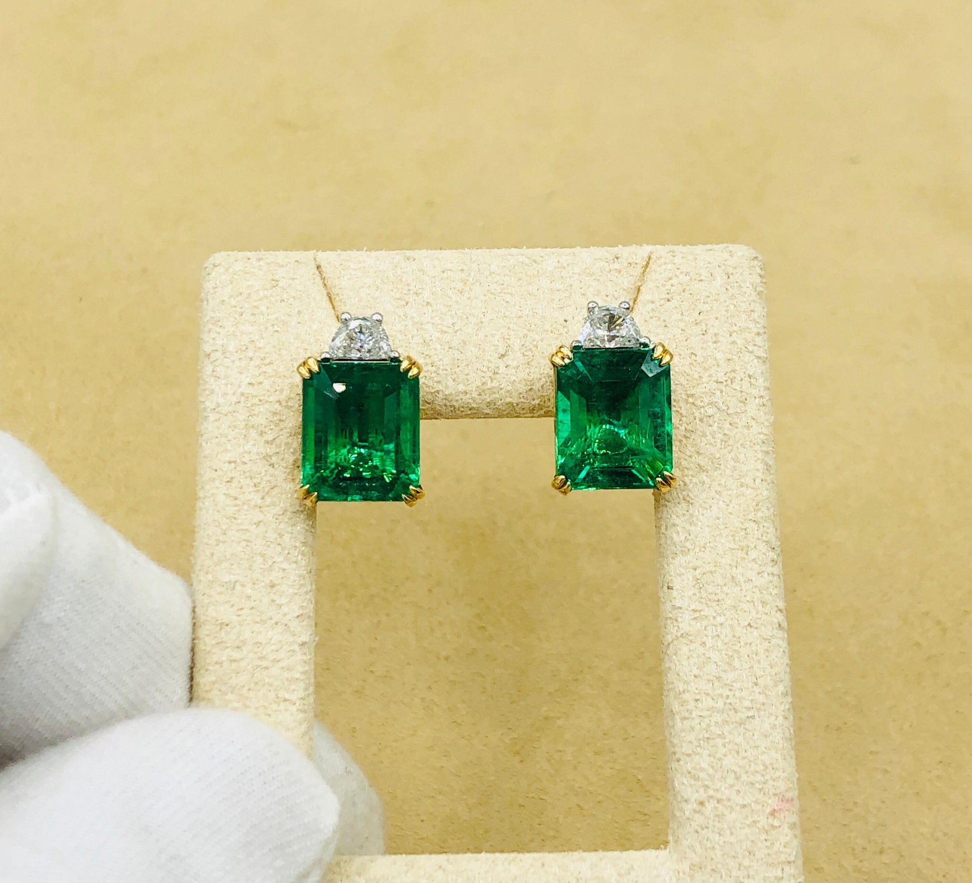 Emilio Jewelry Certified 9.65 Carat Genuine Emerald Diamond Platinum Earrings