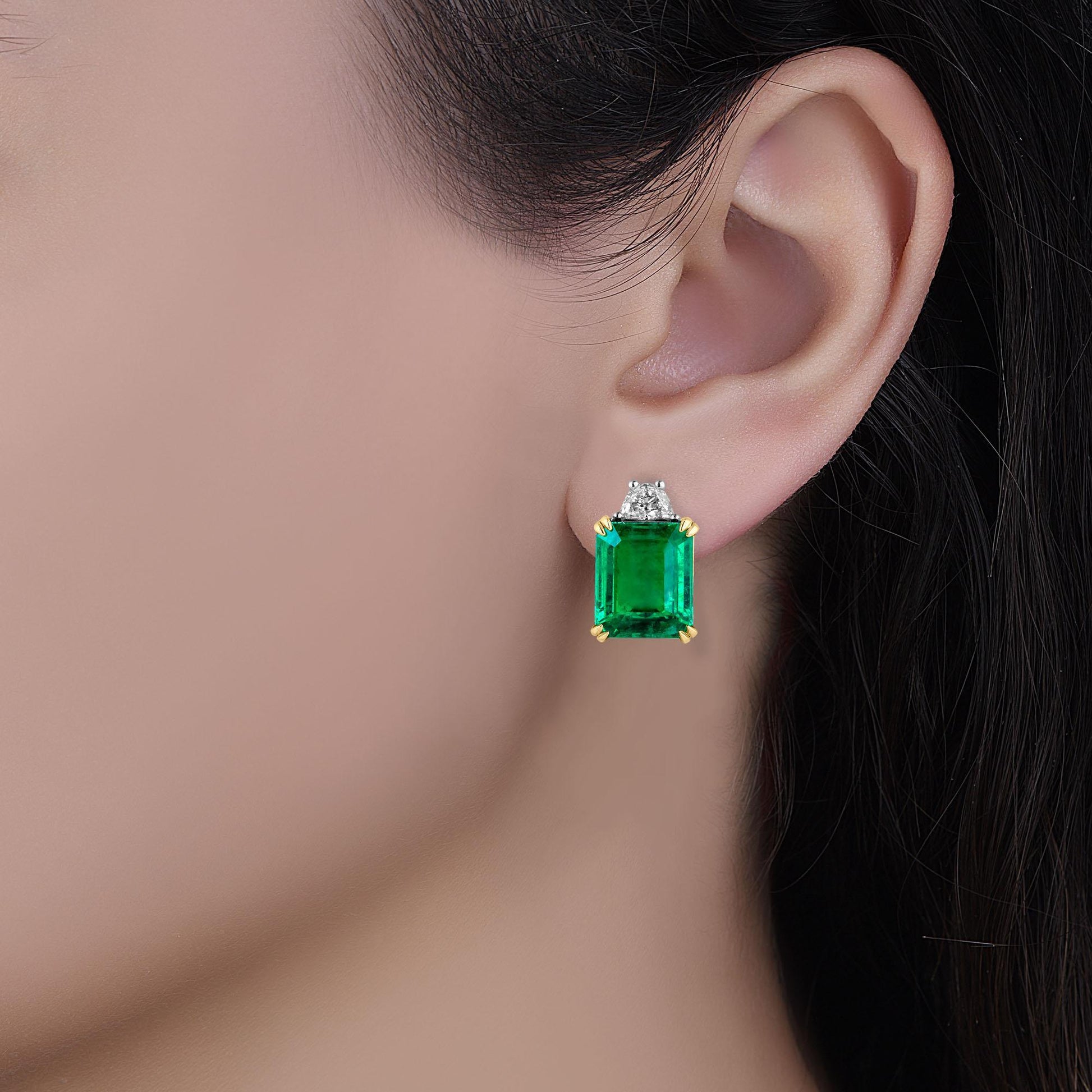Emilio Jewelry Certified 9.65 Carat Genuine Emerald Diamond Platinum Earrings