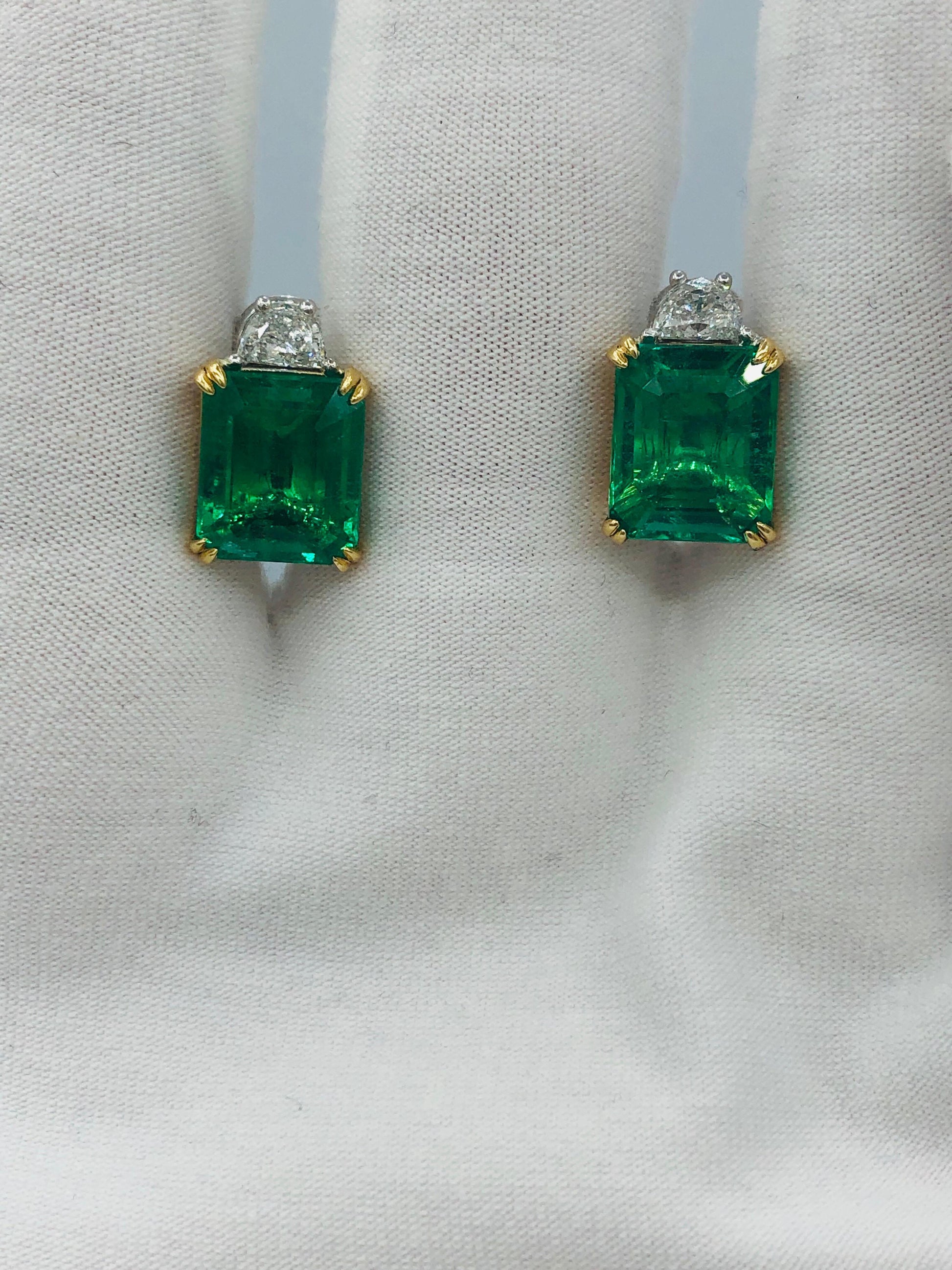 Emilio Jewelry Certified 9.65 Carat Genuine Emerald Diamond Platinum Earrings