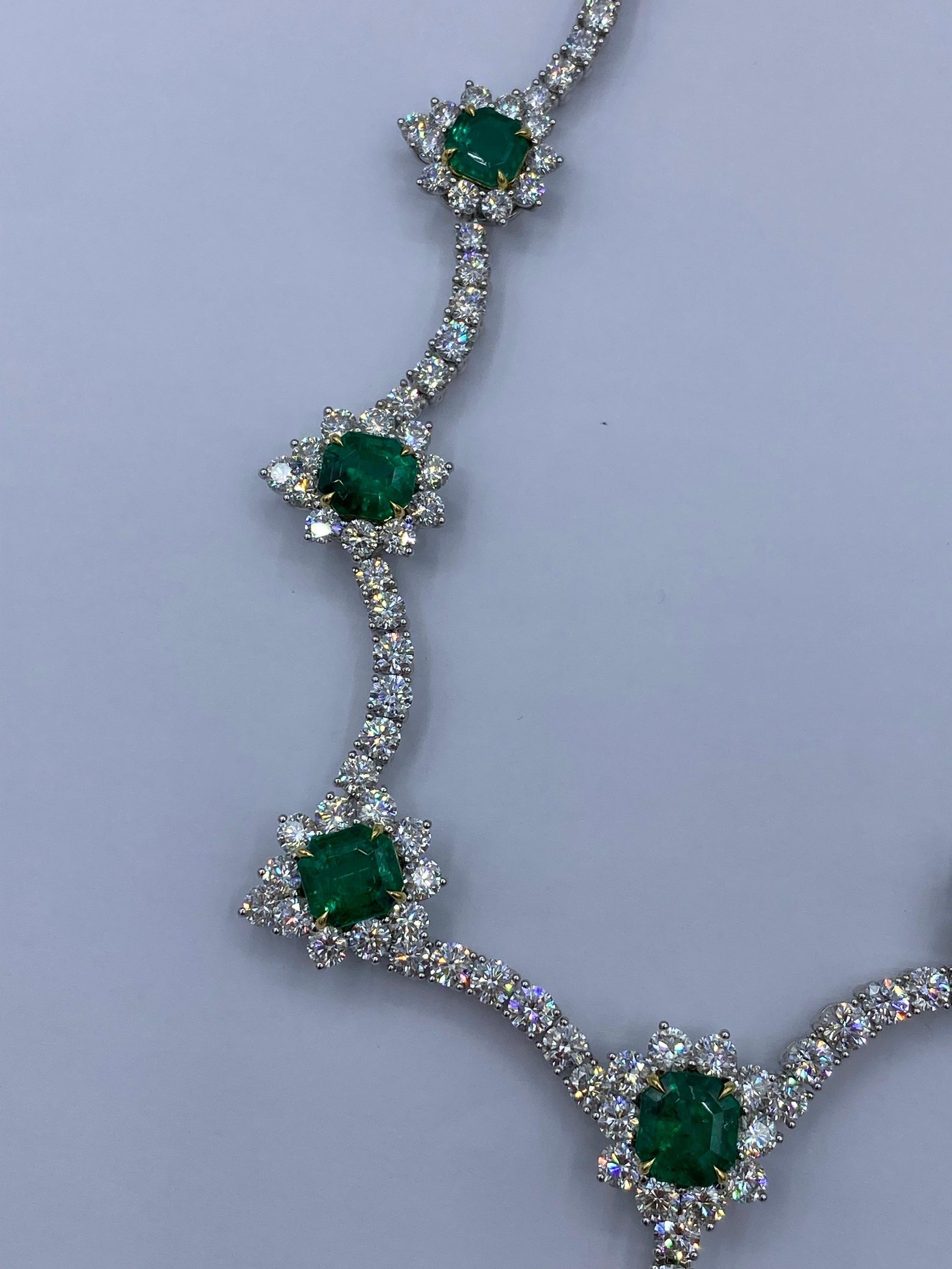 Emilio Jewelry Certified Muzo Colombian Vivid Green Emerald Diamond Necklace
