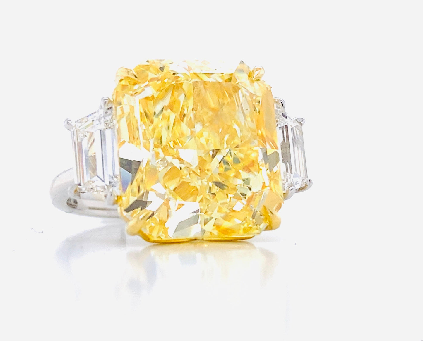Emilio Jewelry Gia Certified 15 Carat Fancy Intense Yellow Diamond Ring