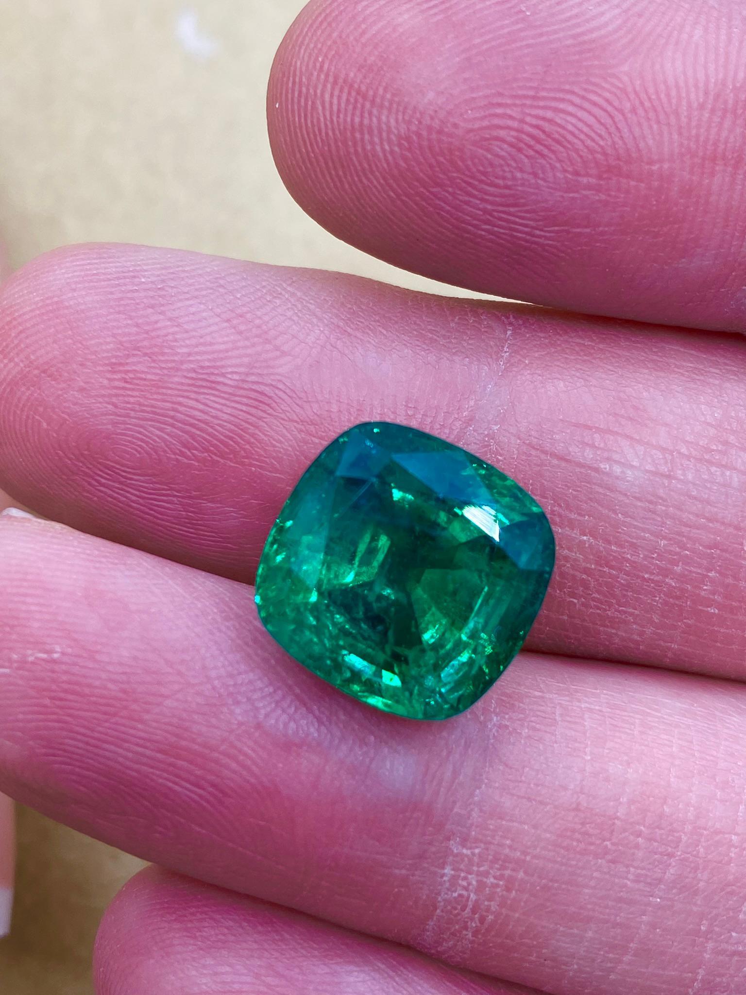 Emilio Jewelry Gubelin Certified 13.50 Carat Emerald Diamond Ring