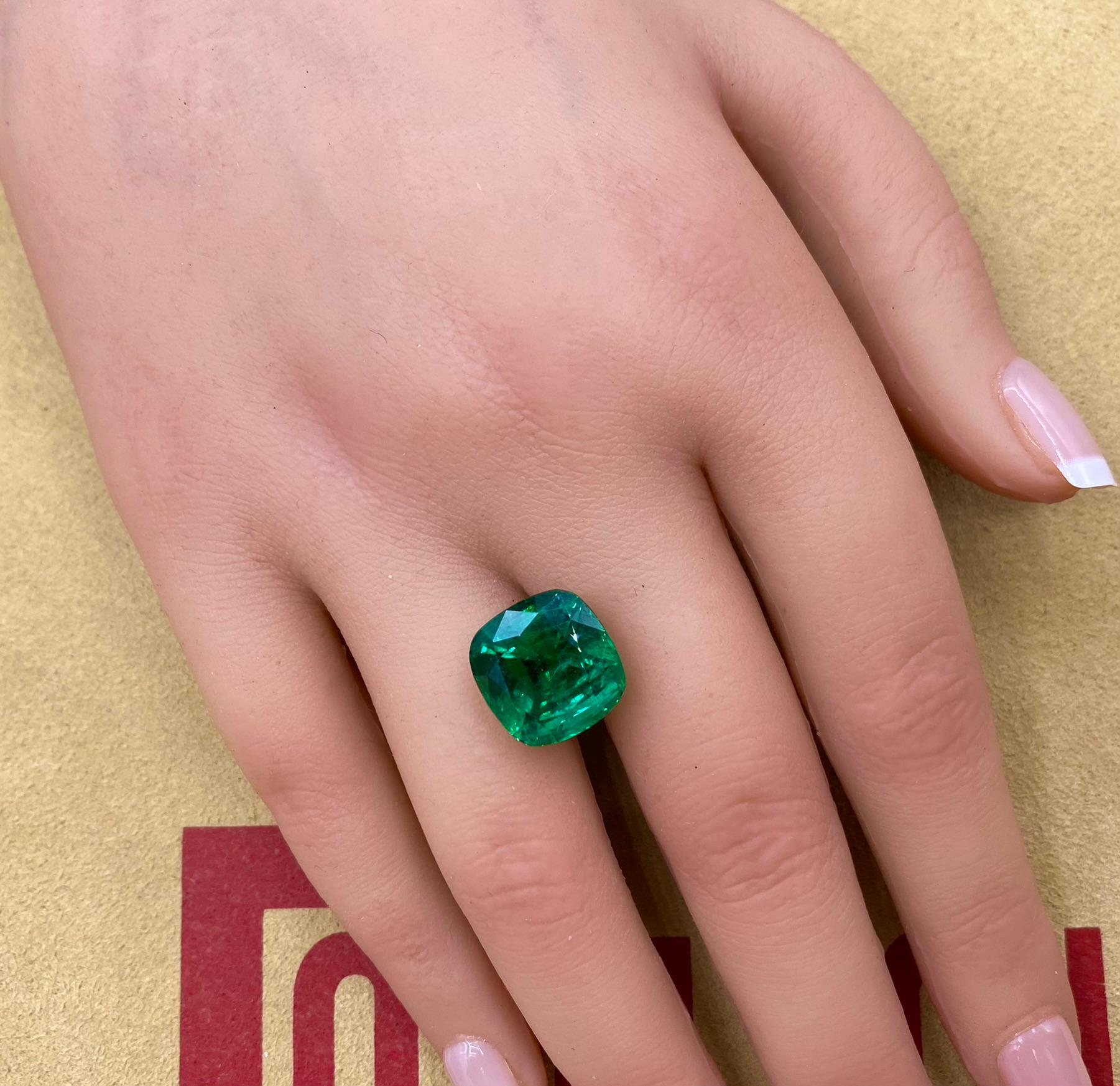 Emilio Jewelry Gubelin Certified 13.50 Carat Emerald Diamond Ring