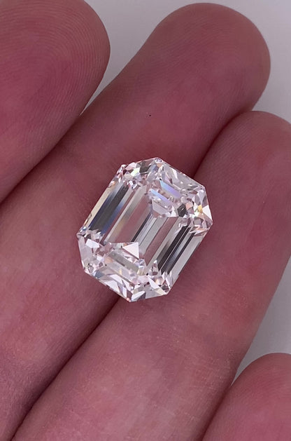 Emilio Jewelry Gia Certified D IF 15.00 Carat Diamond