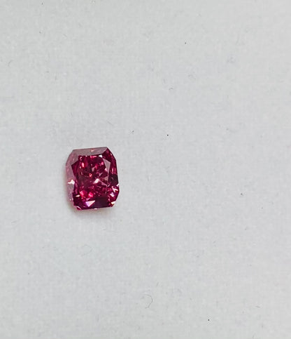 Emilio Jewelry Gia Certified Fancy Red Diamond